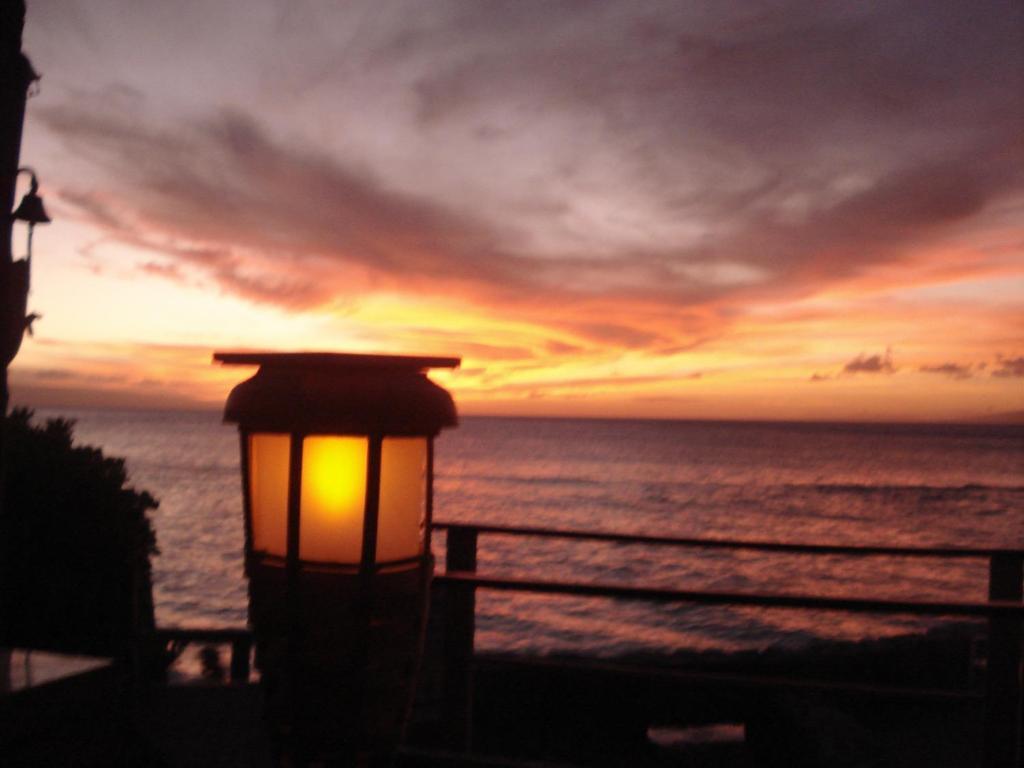 Kaleialoha Condominiumsラハイナ エクステリア 写真